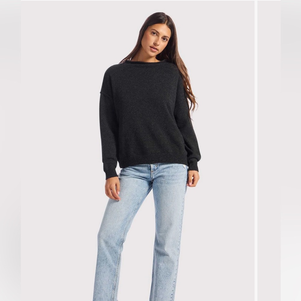 nuuds Dark Gray mockneck sweater